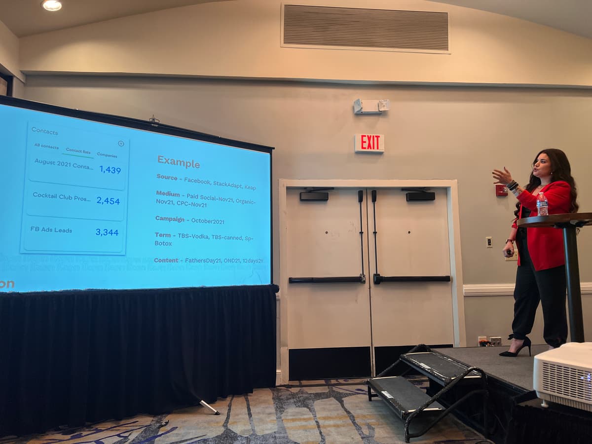 Vix Reitano presenting a live training session